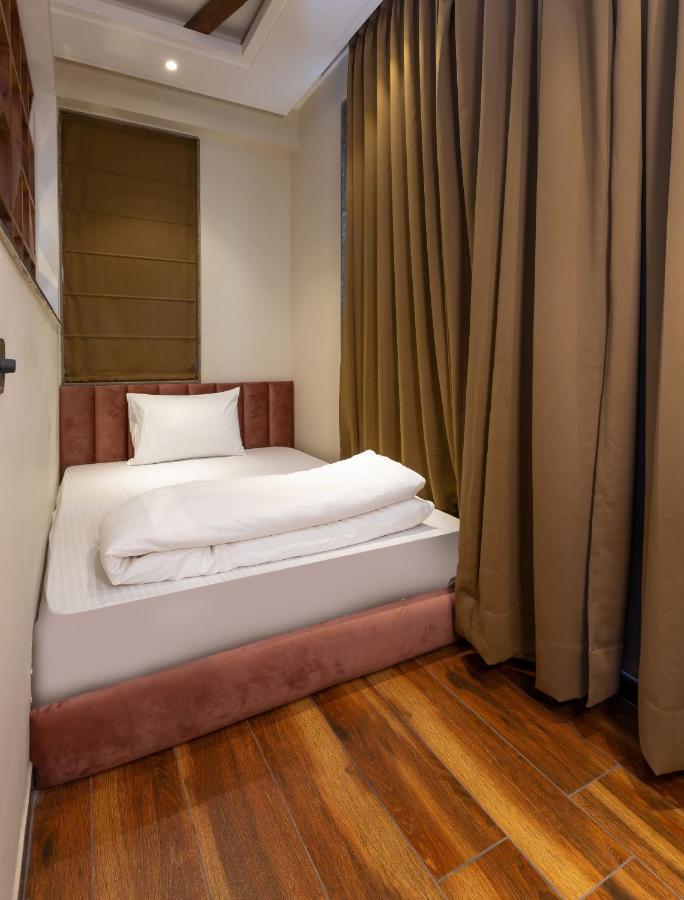 Hotel La Eden موسوري المظهر الخارجي الصورة