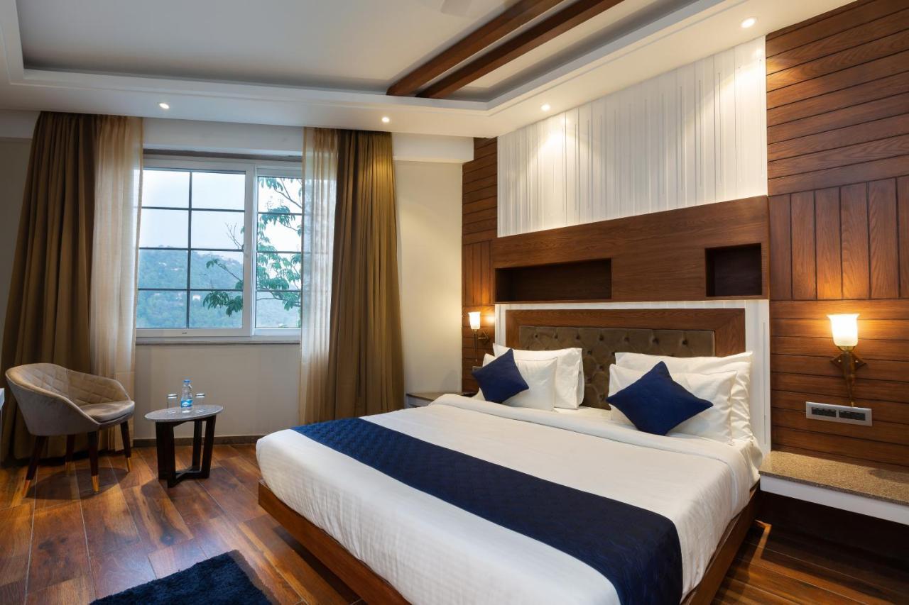 Hotel La Eden موسوري المظهر الخارجي الصورة